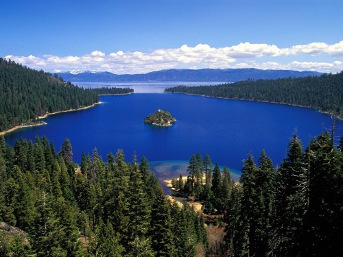 Fannette_Island_Emerald_Bay_Lake_Tahoe_California
